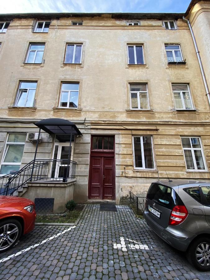 The Spirit Of Lviv In The Apartments מראה חיצוני תמונה